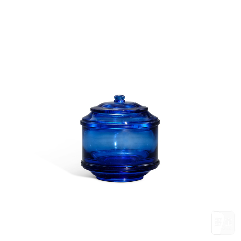 A blue glass jar and cover, Qing dynasty, 18th - 19th century | 清十八至十九世紀 藍料小蓋罐 《雍正年製》仿款